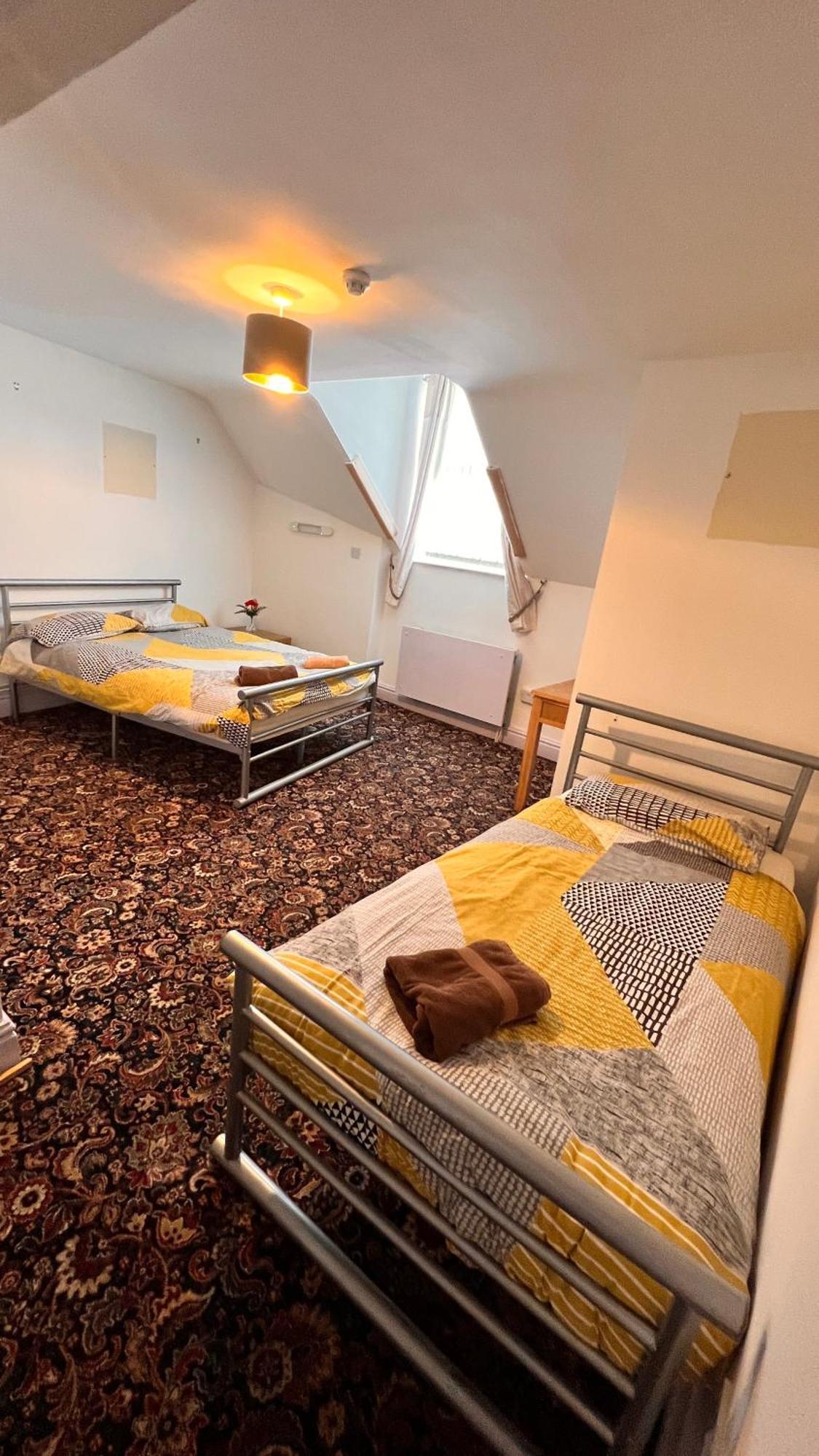 Castle Lodge Guest House 86-88 Sheil Rd L6 3Af Liverpool Eksteriør bilde