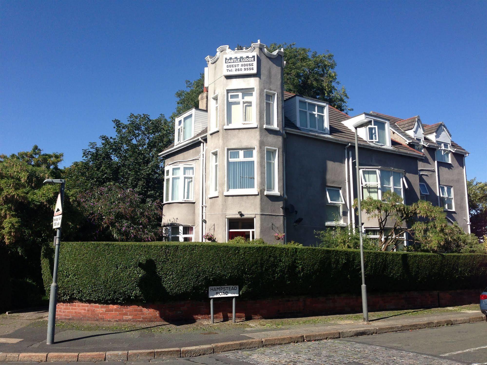 Castle Lodge Guest House 86-88 Sheil Rd L6 3Af Liverpool Eksteriør bilde